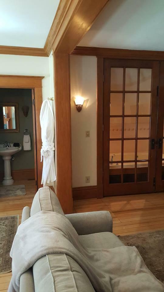 The Wanderlust Hotel Sturgeon Bay Bagian luar foto